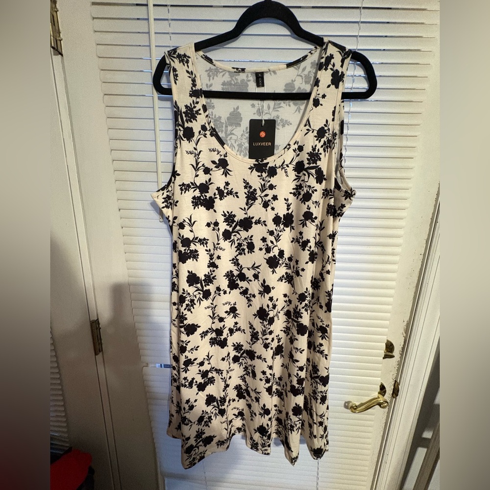 Luxe Black Floral Midi Dress on Cream